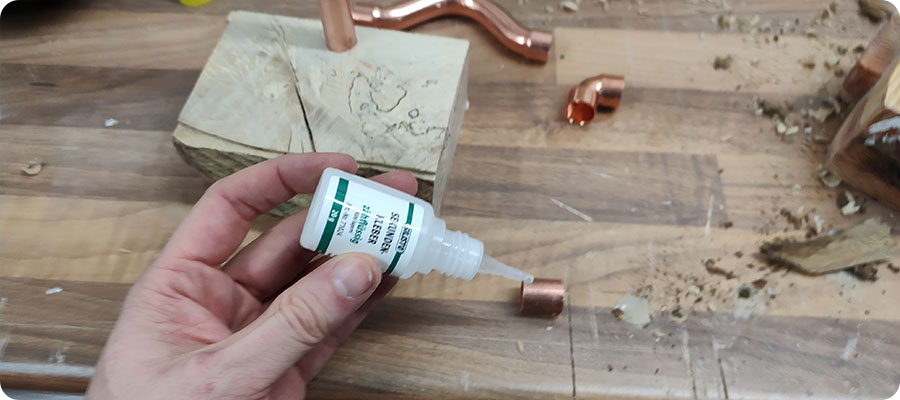 mit Sekundenkleber verbinden